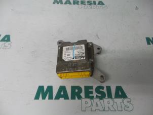Gebruikte Airbag Module Renault Espace (JK) 2.0 16V Turbo Prijs € 75,00 Margeregeling aangeboden door Maresia Parts