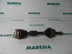 Begagnade Drivaxel, höger fram Alfa Romeo 156 (932) 2.0 Twin Spark 16V Pris € 50,00 Marginaltabell erbjuds av Maresia Parts