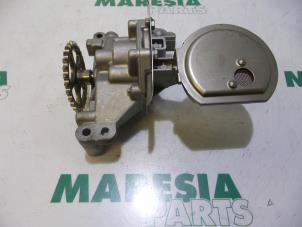 Używane Pompa oleju Citroen Xsara Break (N2) 1.8i 16V Exclusive Cena € 75,00 Procedura marży oferowane przez Maresia Parts