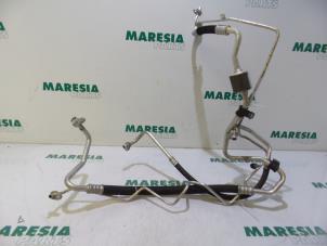 Gebruikte Airco Leiding Renault Modus/Grand Modus (JP) 1.6 16V Prijs € 105,00 Margeregeling aangeboden door Maresia Parts