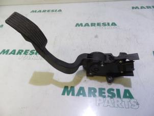 Gebruikte Gaspedaalpositie Sensor Fiat Fiorino (225) 1.3 JTD 16V Multijet Prijs € 50,00 Margeregeling aangeboden door Maresia Parts