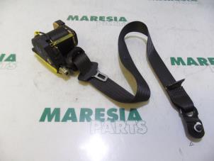 Używane Pas bezpieczenstwa lewy przód Lancia Thesis (841) 2.4 JTD Cena € 105,00 Procedura marży oferowane przez Maresia Parts