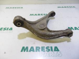 Gebruikte Draagarm links-achter Peugeot 508 SW (8E/8U) 1.6 HDiF 16V Prijs € 75,00 Margeregeling aangeboden door Maresia Parts