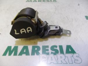 Gebruikte Veiligheidsgordel links-achter Renault Grand Scénic II (JM) 1.9 dCi 120 Prijs € 35,00 Margeregeling aangeboden door Maresia Parts