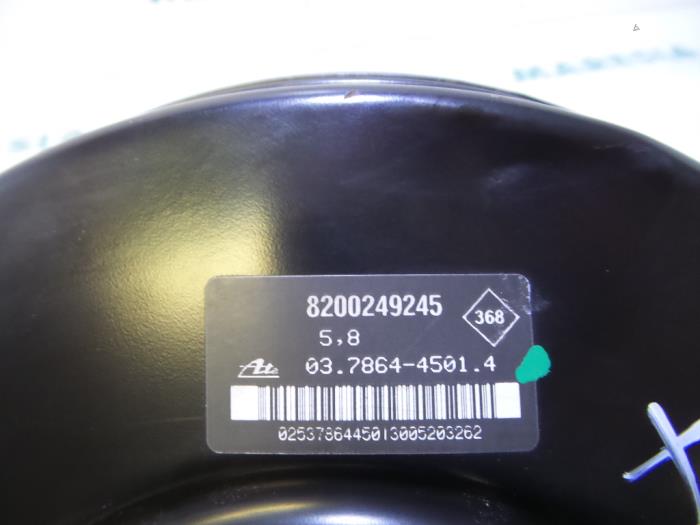 Bromsservo från en Renault Clio III (BR/CR) 1.4 16V 2007