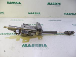 Begagnade Rattstångshölje Renault Espace (RFCJ) 1.6 Tce 200 EDC Pris € 105,00 Marginaltabell erbjuds av Maresia Parts