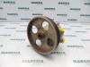 Servostyrningspump från en Peugeot 206 (2A/C/H/J/S) 1.6 XS,XT 2000