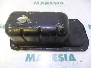 Gebruikte Carterpan Peugeot 206 (2A/C/H/J/S) 1.4 HDi Prijs € 29,99 Margeregeling aangeboden door Maresia Parts