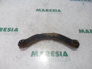 Begagnade Bakre gaffelben, höger Citroen C-Crosser 2.2 HDiF 16V Pris € 60,00 Marginaltabell erbjuds av Maresia Parts