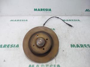 Gebruikte Asschenkel links-achter Renault Megane Scénic (JA) 1.6 16V RT,RXE,RXT Prijs € 35,00 Margeregeling aangeboden door Maresia Parts