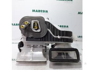 Begagnade Värmarhus Fiat Punto Evo (199) 1.3 JTD Multijet 85 16V Euro 5 Pris € 157,50 Marginaltabell erbjuds av Maresia Parts