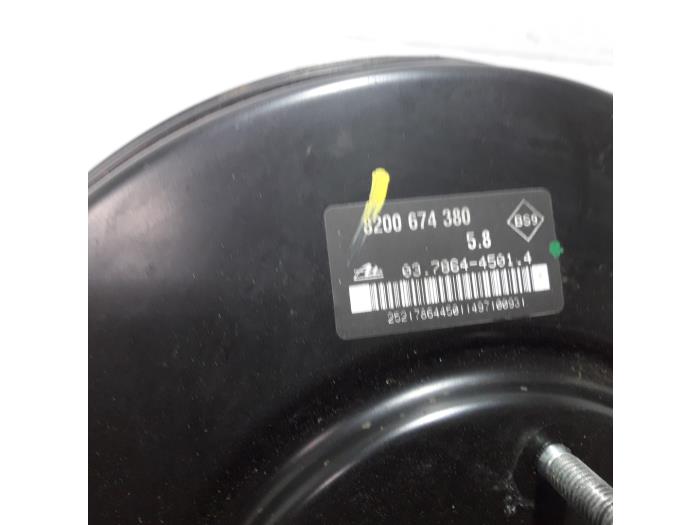 Bromsservo från en Renault Modus/Grand Modus (JP) 1.4 16V 2007