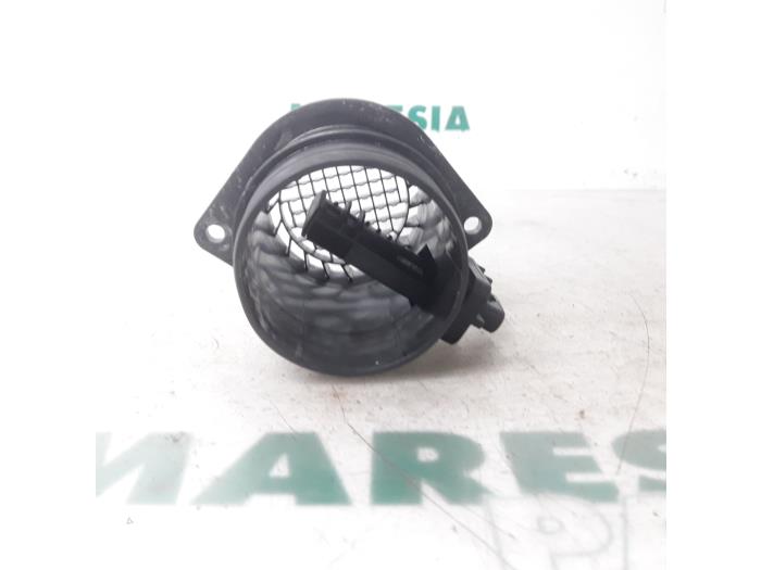 Luftflödesmätare från en Peugeot RCZ (4J) 1.6 16V THP 2011