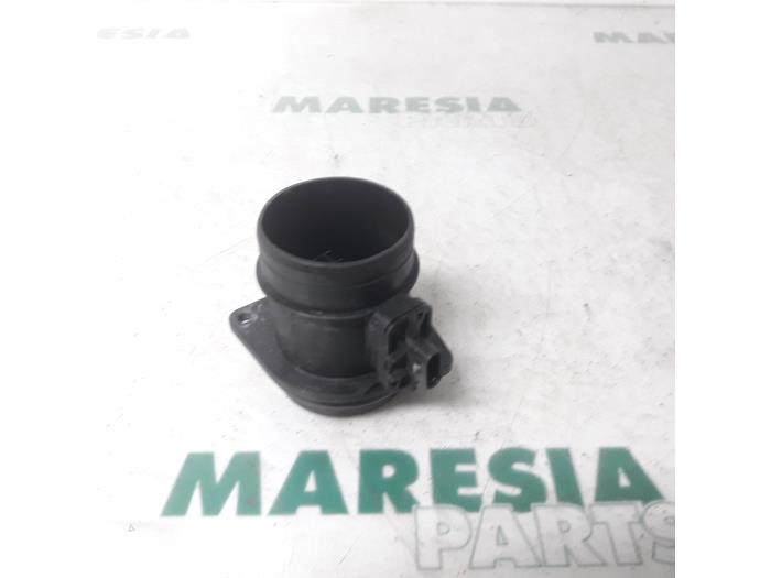 Luftflödesmätare från en Peugeot RCZ (4J) 1.6 16V THP 2011