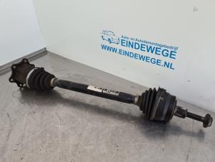 Gebruikte Steekas links-voor Audi A4 Avant (B6) 2.0 FSI 16V Prijs € 25,00 Margeregeling aangeboden door Auto- en demontagebedrijf Eindewege