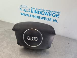 Begagnade Vänster airbag (ratt) Audi A4 Avant (B6) 2.0 FSI 16V Pris € 50,00 Marginaltabell erbjuds av Auto- en demontagebedrijf Eindewege