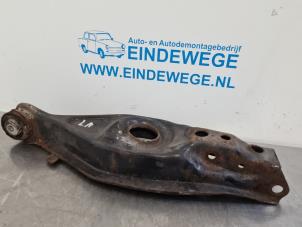 Begagnade Bakre gaffelben, vänster Mercedes C Sportcoupé (C203) 2.2 C-200 CDI 16V Pris € 20,00 Marginaltabell erbjuds av Auto- en demontagebedrijf Eindewege