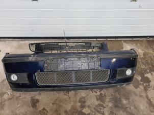 Gebruikte Voorbumper Volkswagen Polo III (6N2) 1.4 Prijs € 50,00 Margeregeling aangeboden door Auto- en demontagebedrijf Eindewege