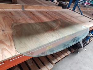 Begagnade Framruta BMW 3 serie (E30/2) 316i Pris € 75,00 Marginaltabell erbjuds av Auto- en demontagebedrijf Eindewege