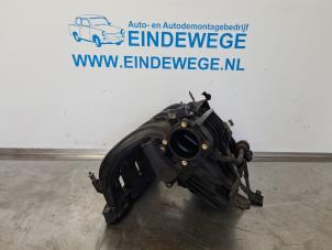 Begagnade Insugsrör BMW 3 serie (E90) 320i 16V Pris € 140,00 Marginaltabell erbjuds av Auto- en demontagebedrijf Eindewege