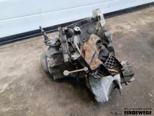 Begagnade Växellåda Peugeot Partner (GC/GF/GG/GJ/GK) 1.6 HDI 90 16V Pris € 250,00 Marginaltabell erbjuds av Auto- en demontagebedrijf Eindewege