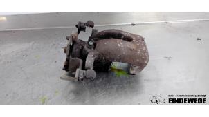 Begagnade Bakre bromsok, vänster Peugeot Partner (GC/GF/GG/GJ/GK) 1.6 HDI 90 16V Pris € 38,50 Marginaltabell erbjuds av Auto- en demontagebedrijf Eindewege