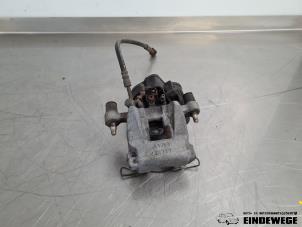 Gebruikte Remklauw (Tang) rechts-achter Jaguar F-Pace 2.0 Turbo 16V AWD Prijs € 157,50 Margeregeling aangeboden door Auto- en demontagebedrijf Eindewege