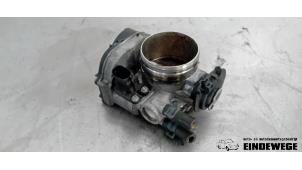 Gebruikte Gasklephuis Volkswagen Passat (3B2) 2.3 VR5 Prijs € 40,00 Margeregeling aangeboden door Auto- en demontagebedrijf Eindewege