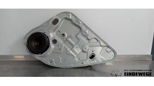 Gebruikte Raammechaniek 4Deurs rechts-achter Ford Focus 2 Wagon 1.6 TDCi 16V 110 Prijs € 40,00 Margeregeling aangeboden door Auto- en demontagebedrijf Eindewege