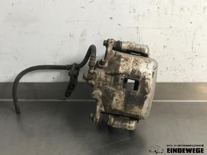Używane Zacisk hamulcowy lewy przód Honda Accord Tourer (CM/CN) 2.0 i-VTEC 16V Cena € 30,00 Procedura marży oferowane przez Auto- en demontagebedrijf Eindewege