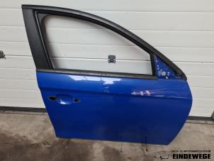 Gebruikte Portier 4Deurs rechts-voor Opel Corsa F (UB/UH/UP) 1.2 12V 75 Prijs € 505,18 Inclusief btw aangeboden door Auto- en demontagebedrijf Eindewege