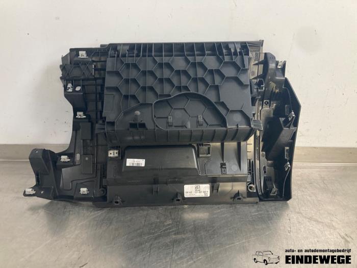 Handskfack från en Seat Mii Electric 2020