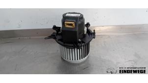 Gebruikte Kachel Ventilatiemotor Opel Grandland (X) 1.2 Turbo 12V Prijs € 52,50 Margeregeling aangeboden door Auto- en demontagebedrijf Eindewege