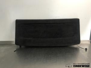 Gebruikte Hoedenplank Volkswagen Polo IV (9N1/2/3) 1.4 16V Prijs € 30,00 Margeregeling aangeboden door Auto- en demontagebedrijf Eindewege