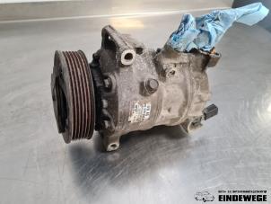 Begagnade Luftkonditioneringspump Volkswagen Caddy IV 2.0 TDI 75 Pris € 105,00 Marginaltabell erbjuds av Auto- en demontagebedrijf Eindewege