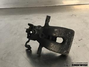 Begagnade Bakre bromsok, höger Renault Modus/Grand Modus (JP) 1.2 16V TCE 100 Pris € 35,00 Marginaltabell erbjuds av Auto- en demontagebedrijf Eindewege