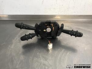 Begagnade Spak, rattstång Alfa Romeo 147 (937) 1.6 HP Twin Spark 16V Pris € 52,50 Marginaltabell erbjuds av Auto- en demontagebedrijf Eindewege