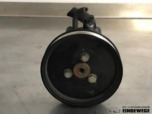 Używane Pompa wspomagania kierownicy BMW 3 serie Touring (E46/3) 318i Cena na żądanie oferowane przez Auto- en demontagebedrijf Eindewege