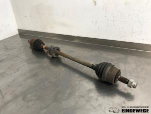 Używane Os napedowa prawy przód Fiat Grande Punto (199) 1.4 Cena € 35,00 Procedura marży oferowane przez Auto- en demontagebedrijf Eindewege