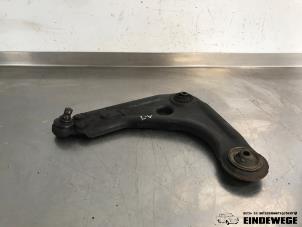 Gebruikte Draagarm links-voor Ford Ka I 1.3i Prijs € 25,00 Margeregeling aangeboden door Auto- en demontagebedrijf Eindewege