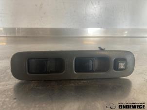 Gebruikte Combischakelaar ramen Suzuki Alto (RF410) 1.1 16V Prijs op aanvraag aangeboden door Auto- en demontagebedrijf Eindewege
