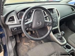 Begagnade Airbagset + modul Opel Astra J (PC6/PD6/PE6/PF6) 1.6 16V Ecotec Pris på förfrågan erbjuds av Auto- en demontagebedrijf Eindewege