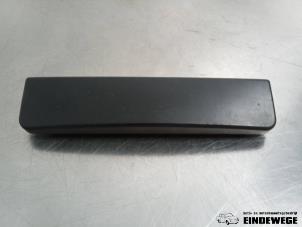 Begagnade Radiolist Ford Focus 1 Wagon 1.4 16V Pris € 10,00 Marginaltabell erbjuds av Auto- en demontagebedrijf Eindewege