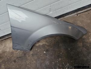 Gebruikte Scherm rechts-voor Mercedes C Estate (S204) 2.2 C-200 CDI 16V . Prijs € 175,00 Margeregeling aangeboden door Auto- en demontagebedrijf Eindewege