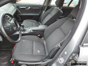 Gebruikte Bekleding Set (compleet) Mercedes C Estate (S204) 2.2 C-200 CDI 16V . Prijs op aanvraag aangeboden door Auto- en demontagebedrijf Eindewege