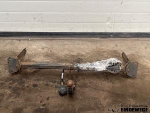 Używane Hak holowniczy Ford B-Max (JK8) 1.0 EcoBoost 12V 100 Cena € 175,00 Procedura marży oferowane przez Auto- en demontagebedrijf Eindewege