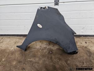 Begagnade Framskärm, höger Opel Agila (B) 1.0 12V ecoFLEX Pris € 50,00 Marginaltabell erbjuds av Auto- en demontagebedrijf Eindewege