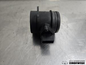 Usagé Czujnik masy powietrza BMW 3 serie Touring (E91) 318i 16V Prix € 20,00 Règlement à la marge proposé par Auto- en demontagebedrijf Eindewege