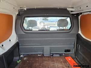 Begagnade Hyttvägg Peugeot Partner (GC/GF/GG/GJ/GK) 1.6 HDI, BlueHDI 75 Pris € 210,00 Marginaltabell erbjuds av Auto- en demontagebedrijf Eindewege