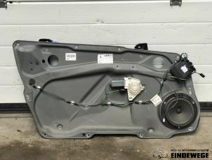 Begagnade Fönstermekanism, 2-dörrars, vänster fram Mercedes A (W169) 1.5 A-150 Pris € 45,00 Marginaltabell erbjuds av Auto- en demontagebedrijf Eindewege